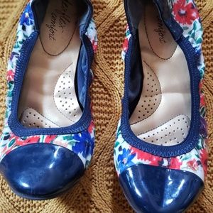 Floral flats